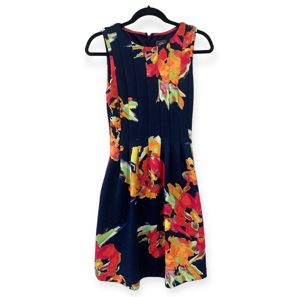 Vince Camuto Sleeveless Floral Dress - Picture 2 of 7